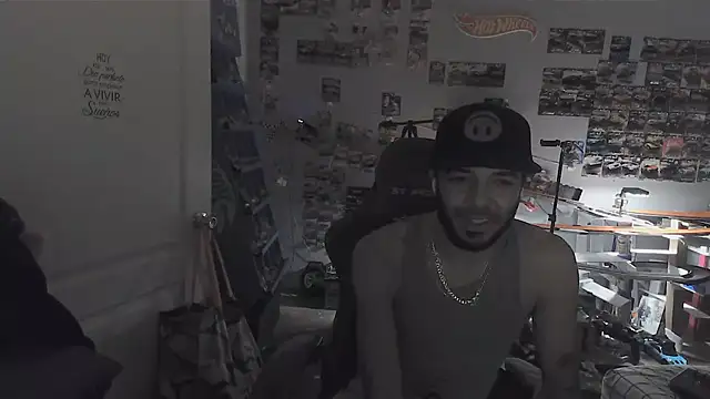 PRBoricua787 stripchat live cam model
