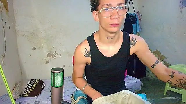 mateodeamjo_07 stripchat live cam model