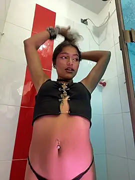 AMY-Wine stripchat live cam model
