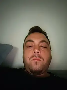 linconnudusud83 stripchat live cam model