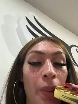 lizz_lunna stripchat live cam model