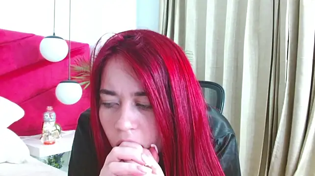Sophie_ponce stripchat live cam model