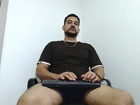 _CHRIS-DENNIS_ stripchat live cam model