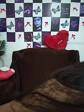 Alisha_Babyy stripchat live cam model
