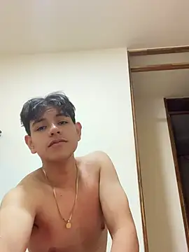 juanma759 stripchat live cam model