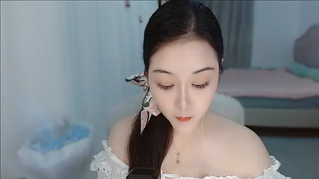 Amy-cnbaby stripchat live cam model