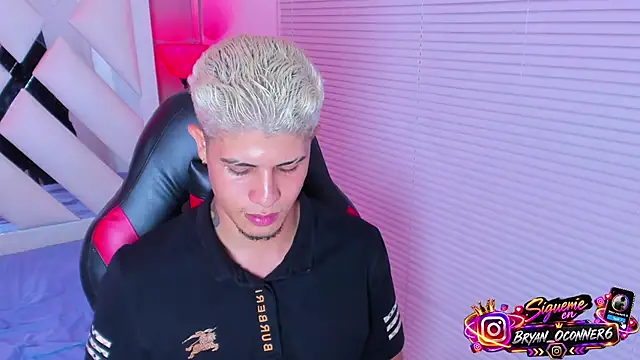 dominic_connor stripchat live cam model