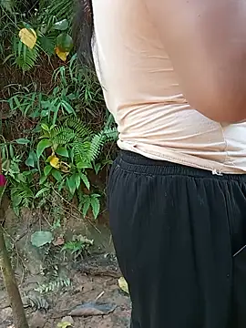 Bella-Camel stripchat live cam model