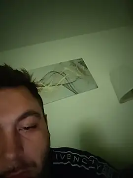 linconnudusud83 stripchat live cam model