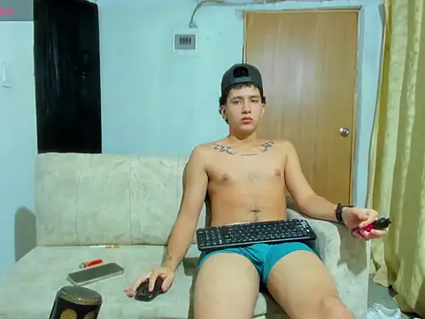 aaron_mercury_x stripchat live cam model