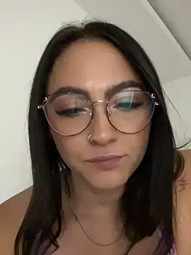 Juli_V29 stripchat live cam model