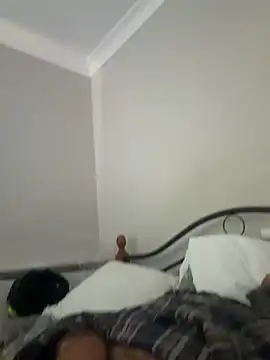 bigDogg077 stripchat live cam model