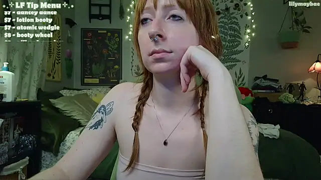 LilyMayBae stripchat live cam model