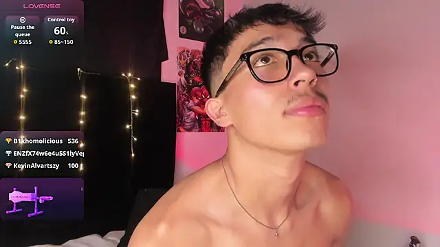 tim__fox stripchat live cam model