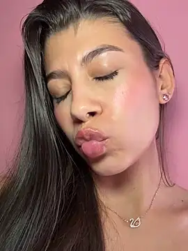 Lenapink19 stripchat live cam model