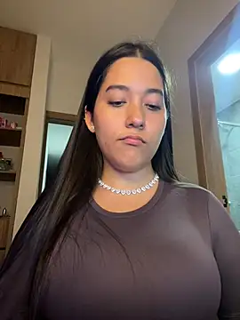 Nhefertary stripchat live cam model