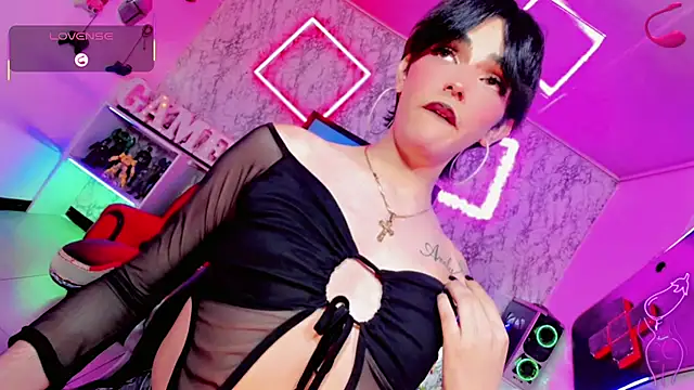 Maddye_Fox stripchat live cam model