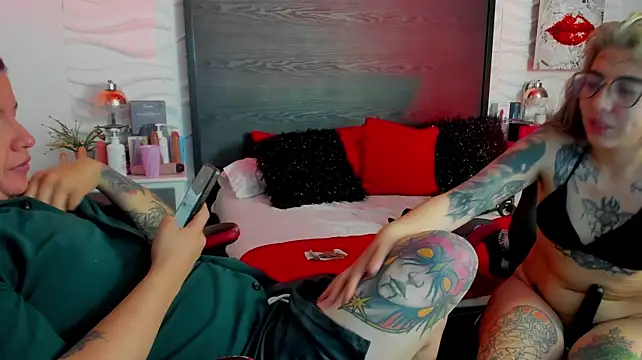 inkedsinners_ stripchat live cam model