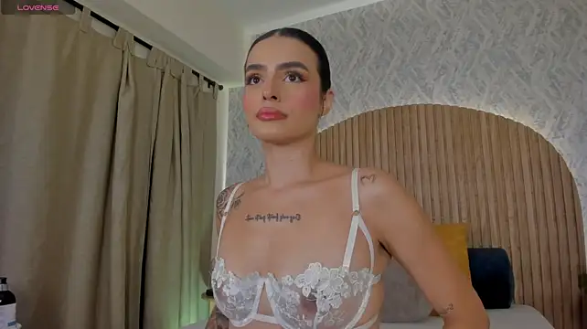 Victoria_Blake_ stripchat live cam model