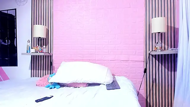 Kai_Monroe stripchat live cam model