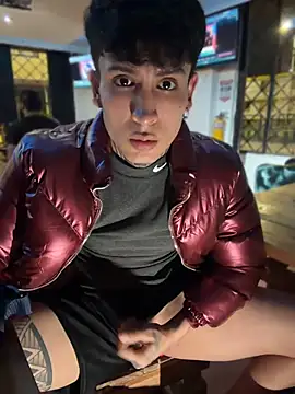 _Tomy08calderon stripchat live cam model