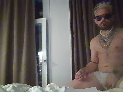 freddymdq100 stripchat live cam model