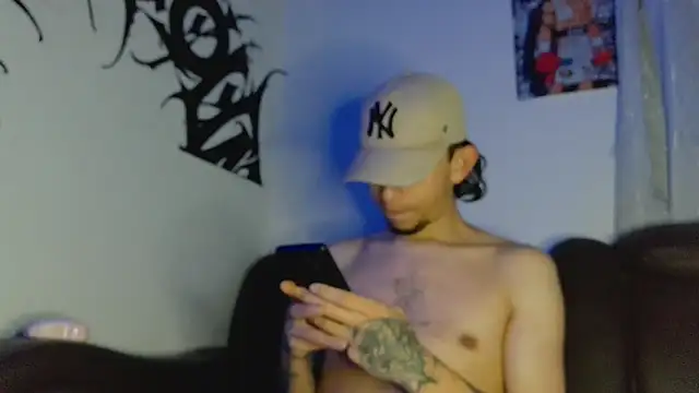 Chris__Jones stripchat live cam model