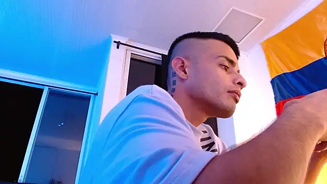 Bad_Boy_Carter69 stripchat live cam model