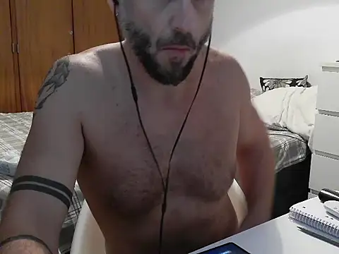 fernandofpf stripchat live cam model