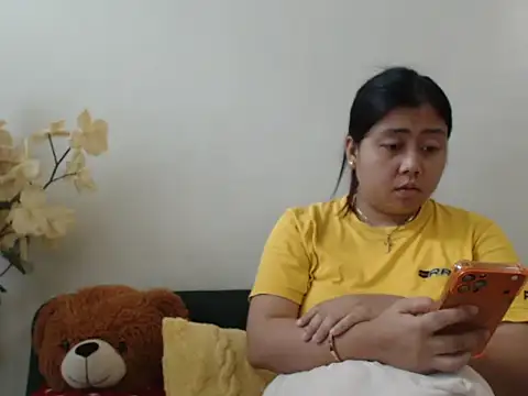 Mamii_chyna stripchat live cam model