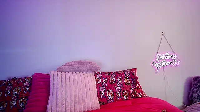 CamirynVale stripchat live cam model