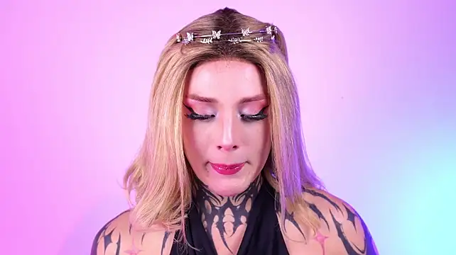mystikdollx stripchat live cam model