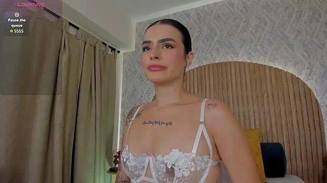 Victoria_Blake_ stripchat live cam model