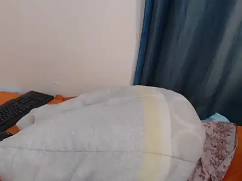 Bahati_pretty stripchat live cam model