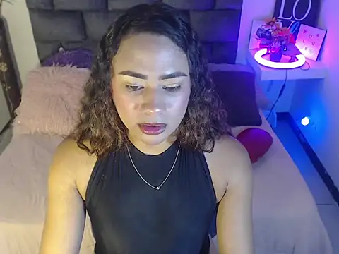 Valentine_Rose stripchat live cam model