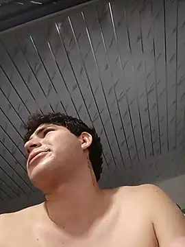 couple0limits stripchat live cam model