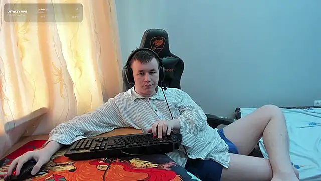 iliaskrislove stripchat live cam model