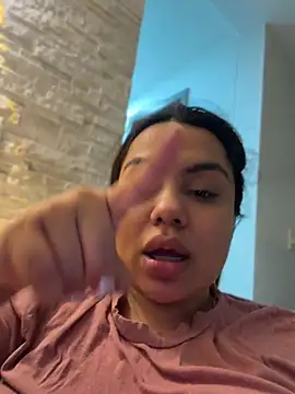 valeria2019hot stripchat live cam model