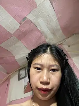 Spying_bird stripchat live cam model