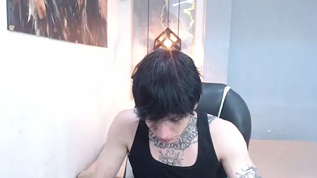 Cry_thereal stripchat live cam model