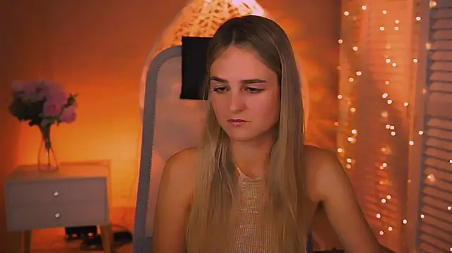 DeboraLarson stripchat live cam model