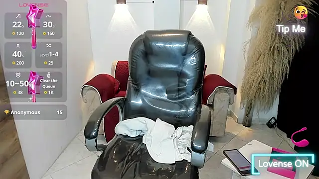 Milf_karlye stripchat live cam model