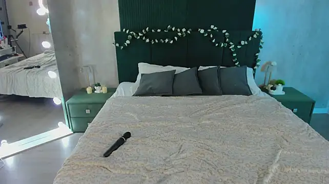MalvinaDream stripchat live cam model