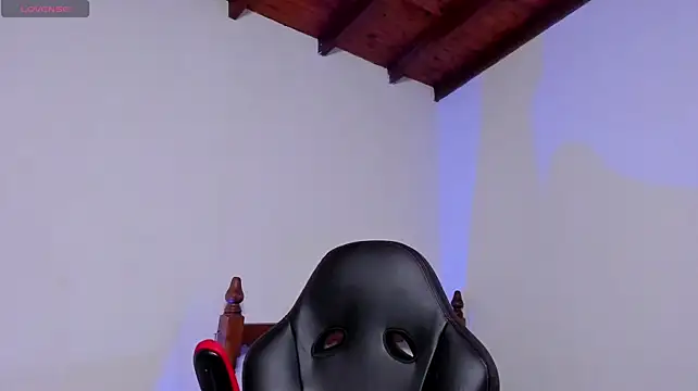 LuigiVitale_1 stripchat live cam model