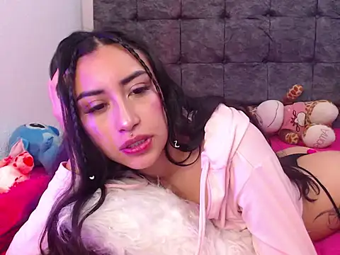 TiffanyDream8 stripchat live cam model