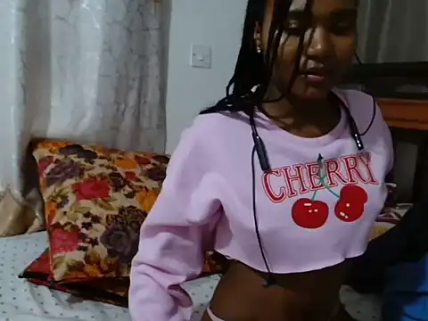 JJSecrets stripchat live cam model