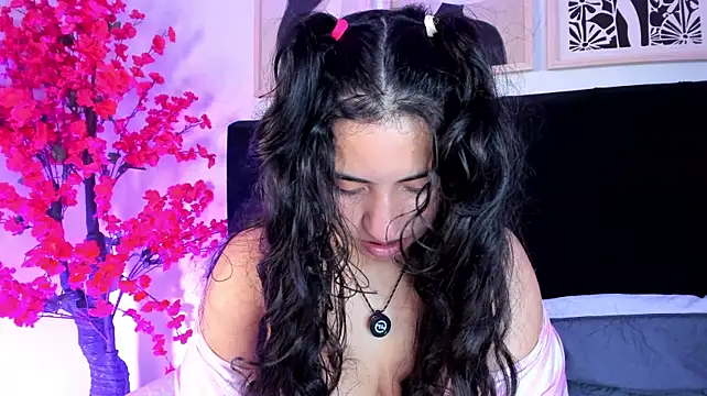 Kriss_chang01 stripchat live cam model