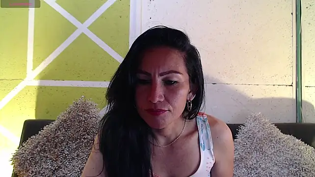 Victoria-eloit stripchat live cam model