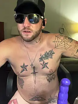 Livingpuddle stripchat live cam model