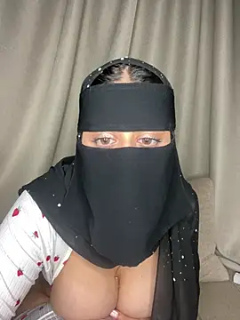 Big-peach stripchat live cam model